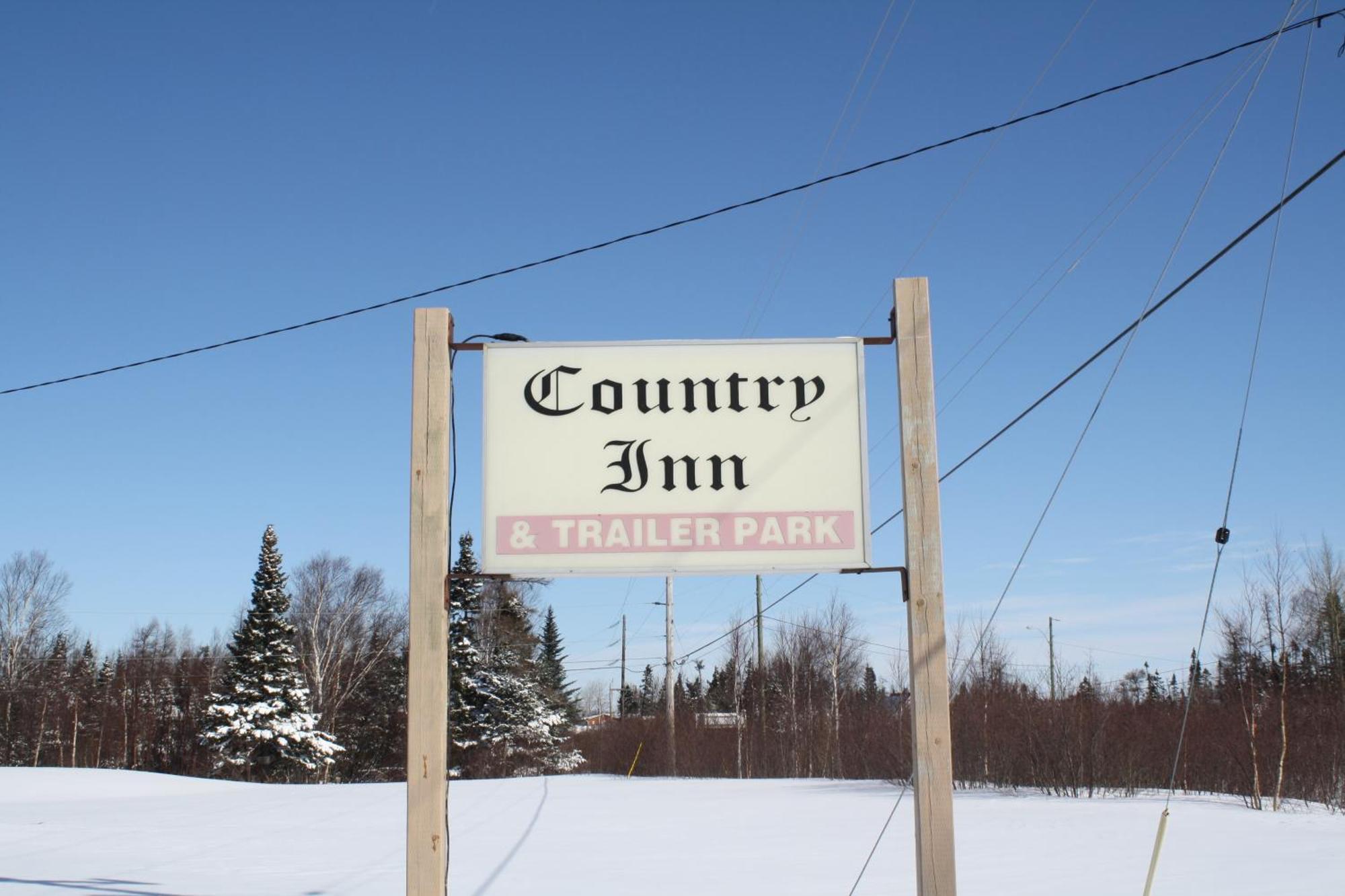 The Country Inn Motel แกนเดอร์ ภายนอก รูปภาพ